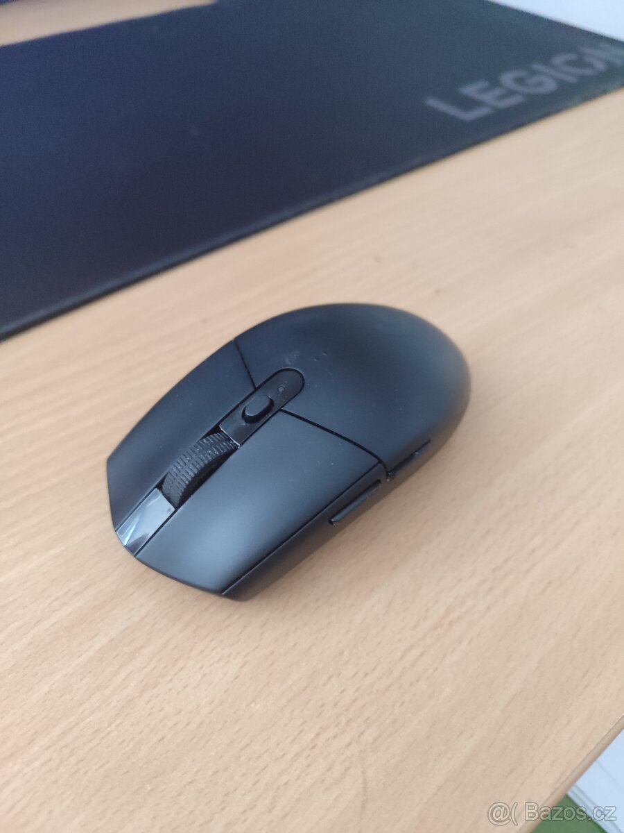 Logitech g305