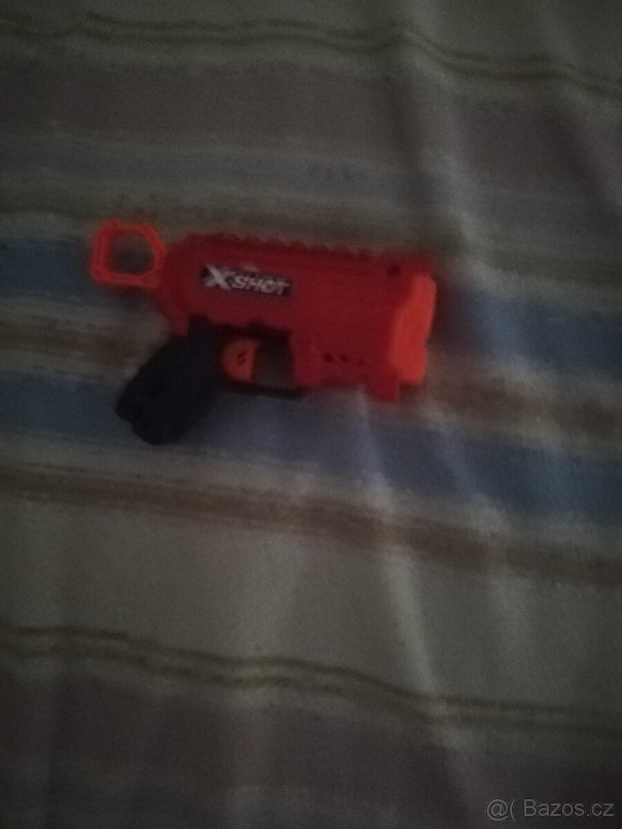 Prodám nerf pistolku na jeden náboj