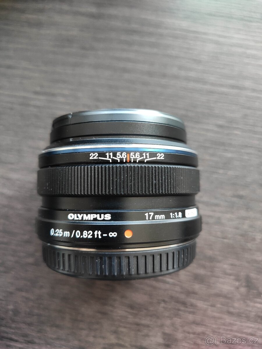 Olympus M.ZUIKO 17 mm f/1,8 černý