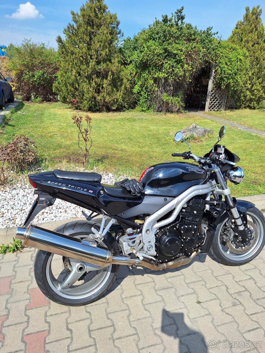 Triumph speed triple 955i 88kw