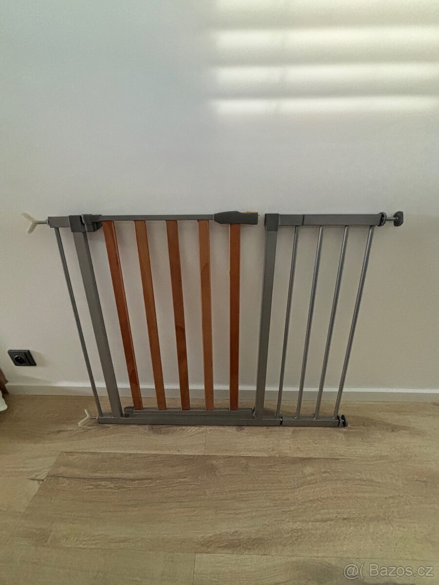 Dětská zábrana Hauck Wood Lock II Safety Gate 2022