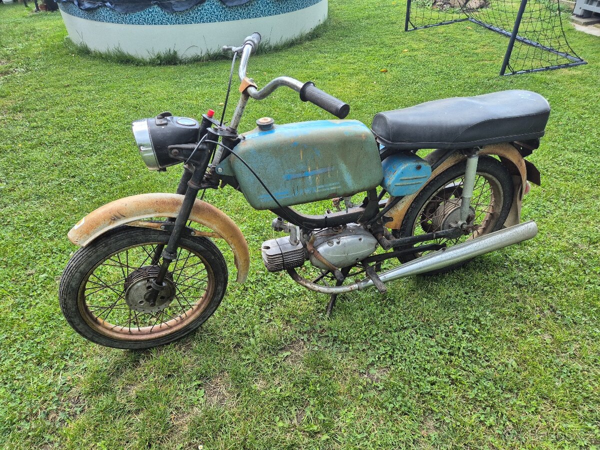 Jawa 23 Mustang bez TP, modrý 3.