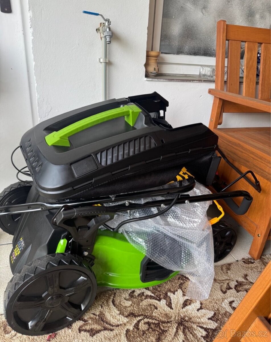 Sekačka PLM505ES