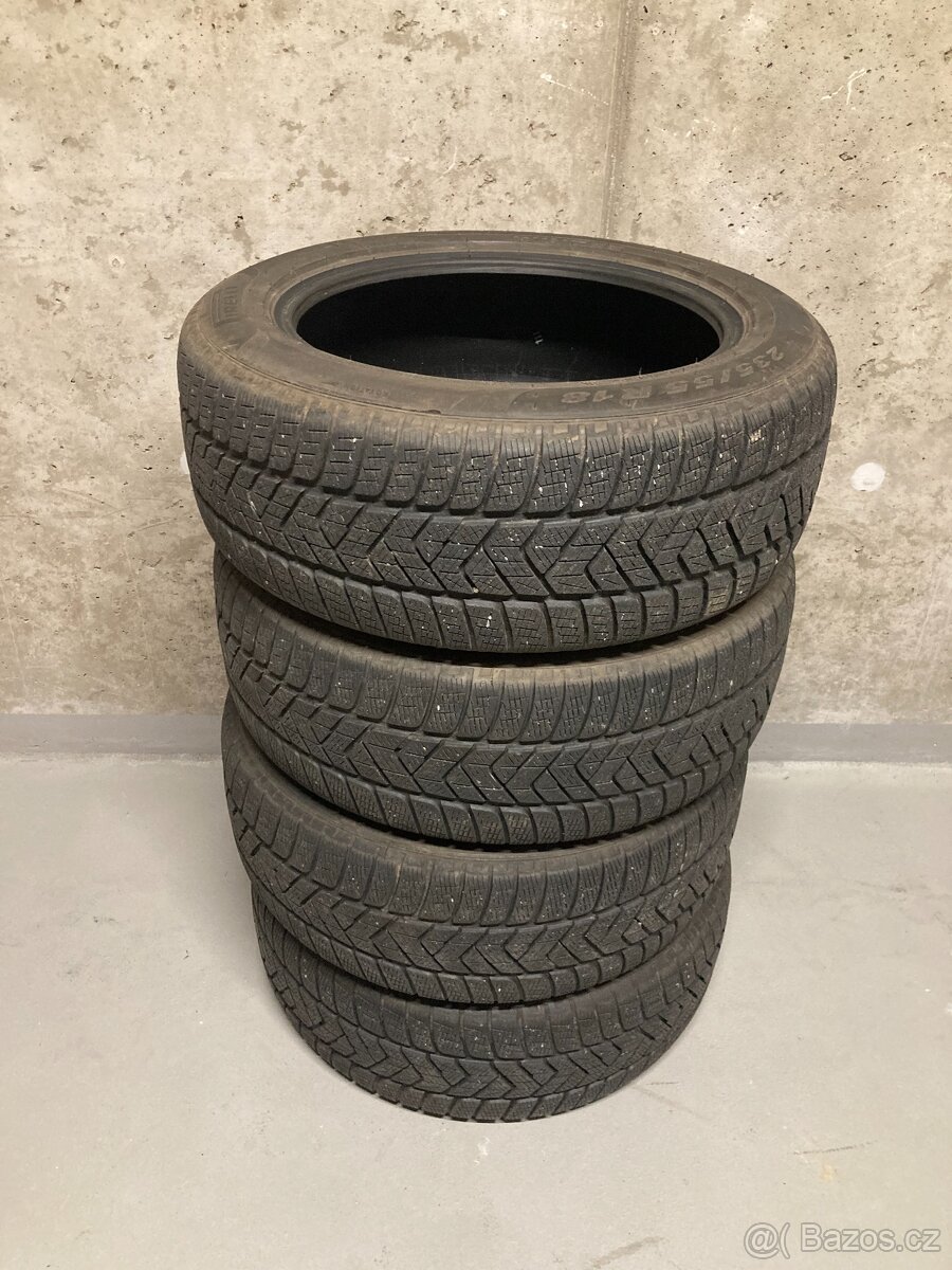 Zimní pneumatiky Pirelli 235/55 R18