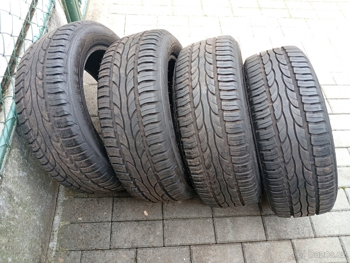195/55 R15 V