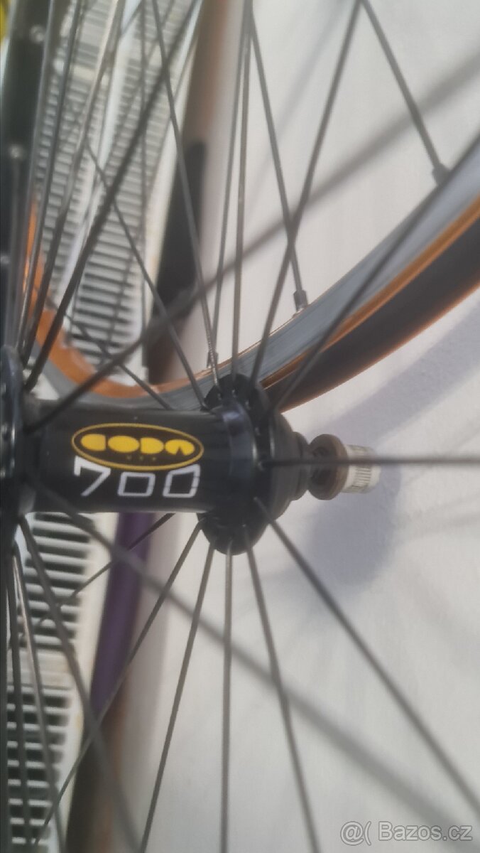 Zapletená kola cannondale coda 700