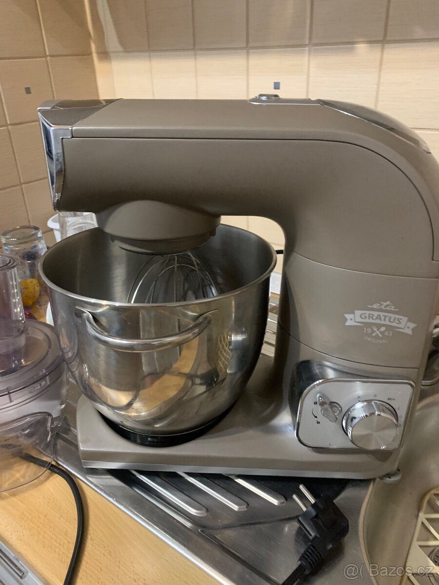 Prodám robot eta gratus model 0028