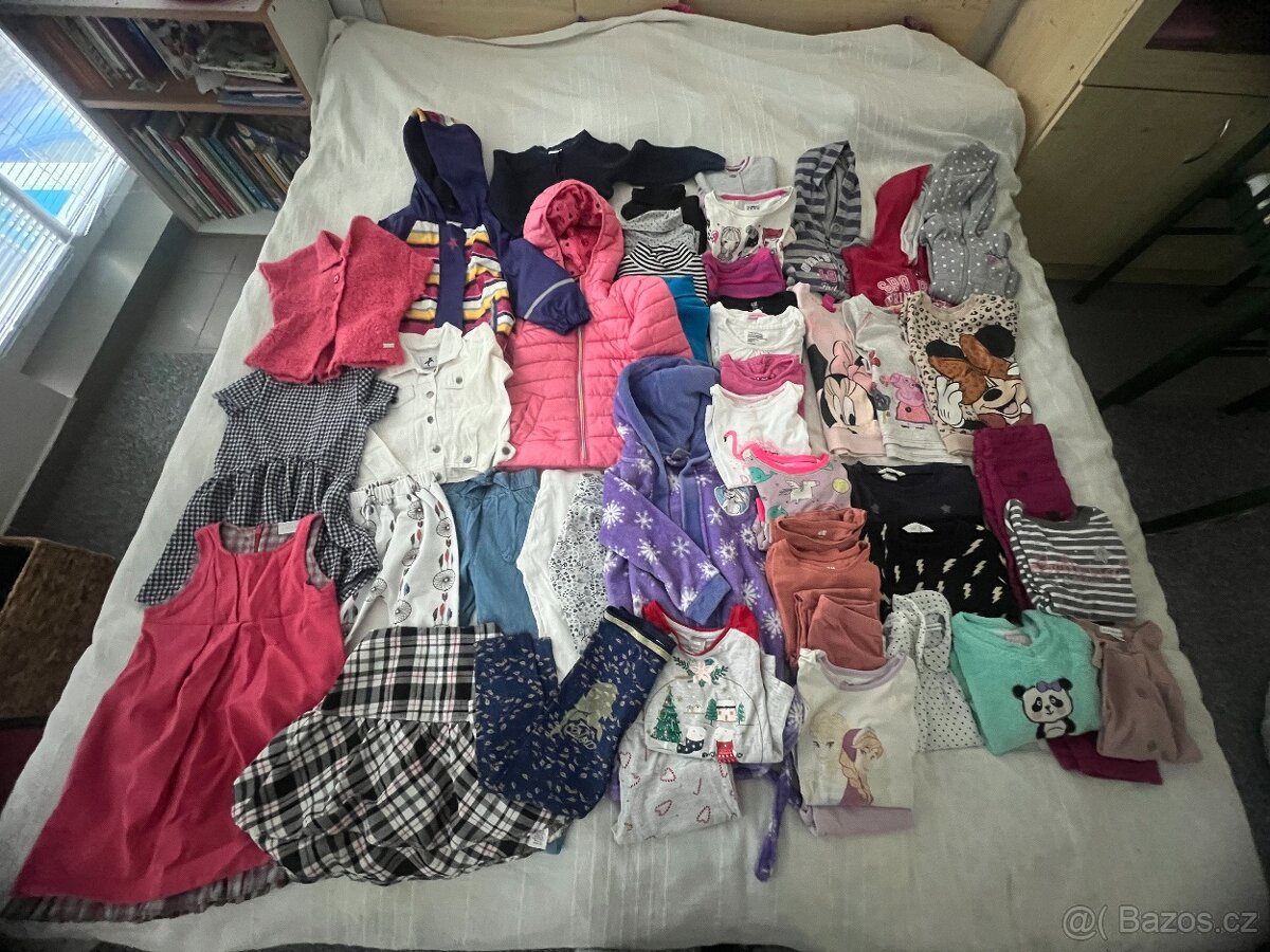 Set pro holku vel. 98-104/3-4r 42 ks