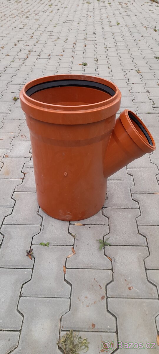 Kanalizační odbočka