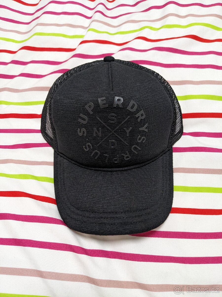 Nová kšiltovka Superdry