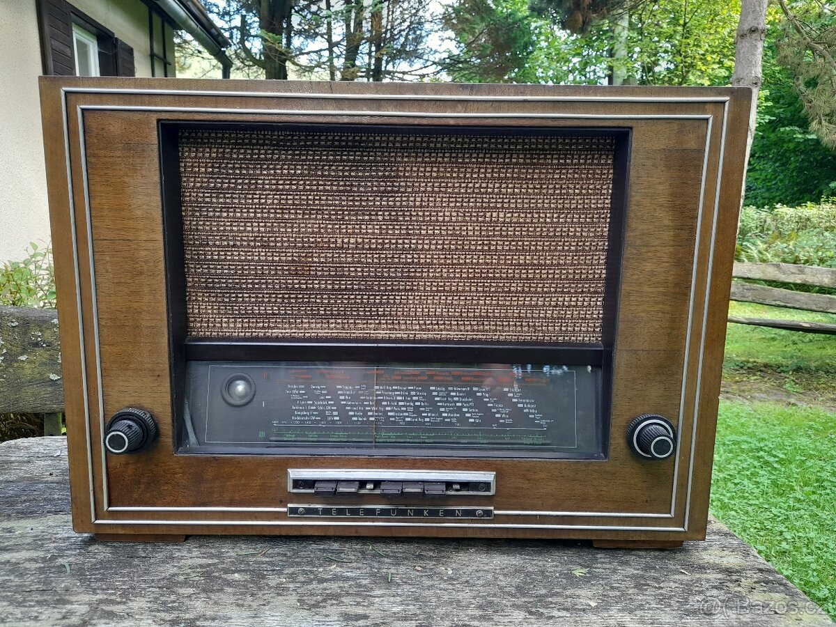 Retro radio Telefunken D750 GWK