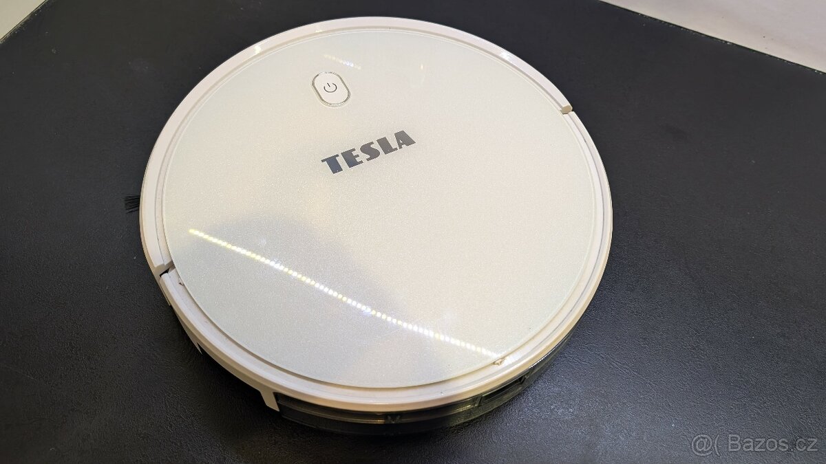 Robotický Vysavač TESLA