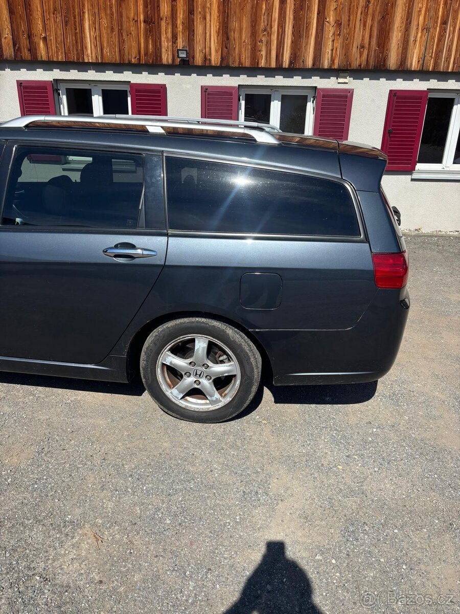 Honda Accord combi 2.2 cdti