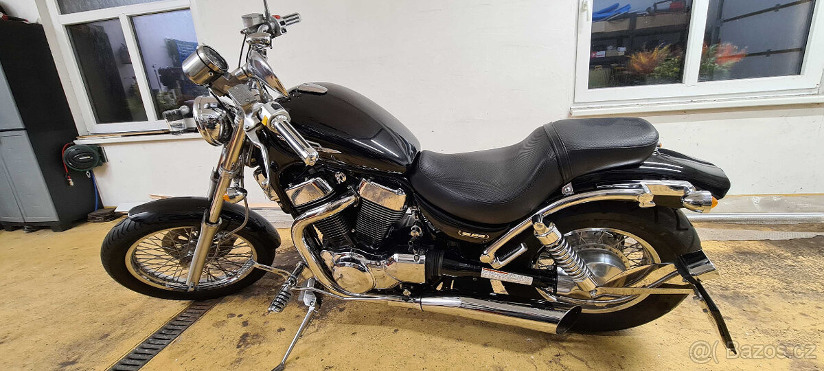 SUZUKI VS1400