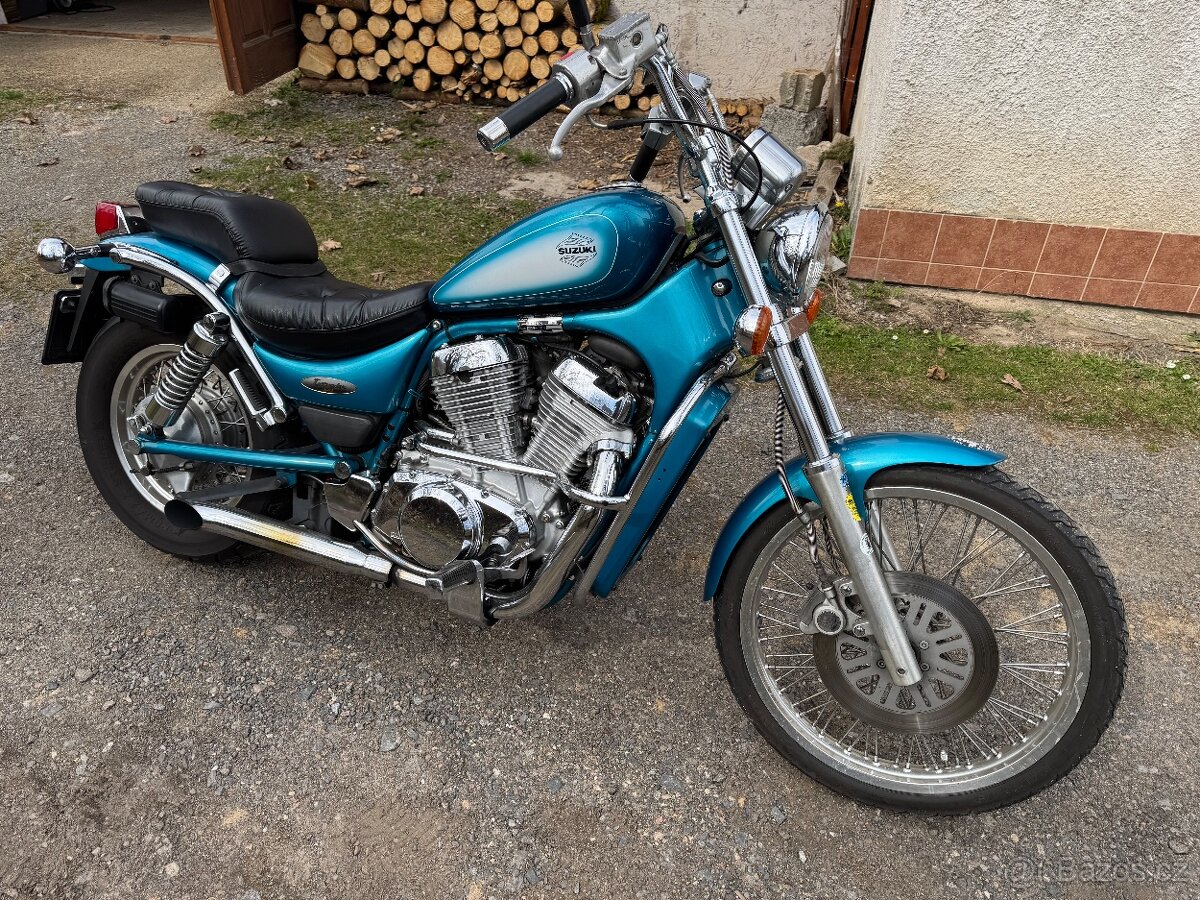 Suzuki VS 800 Intruder