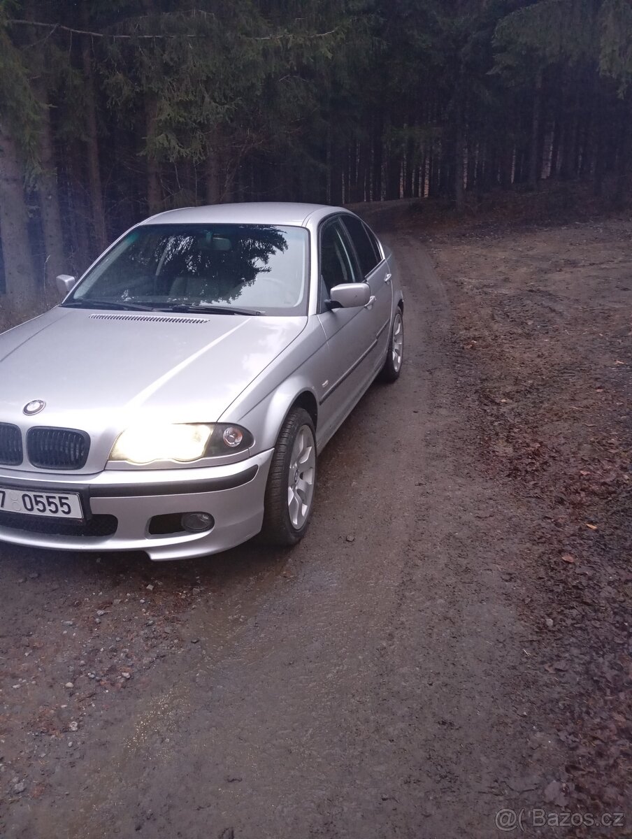 Bmw E46, 330i manuál