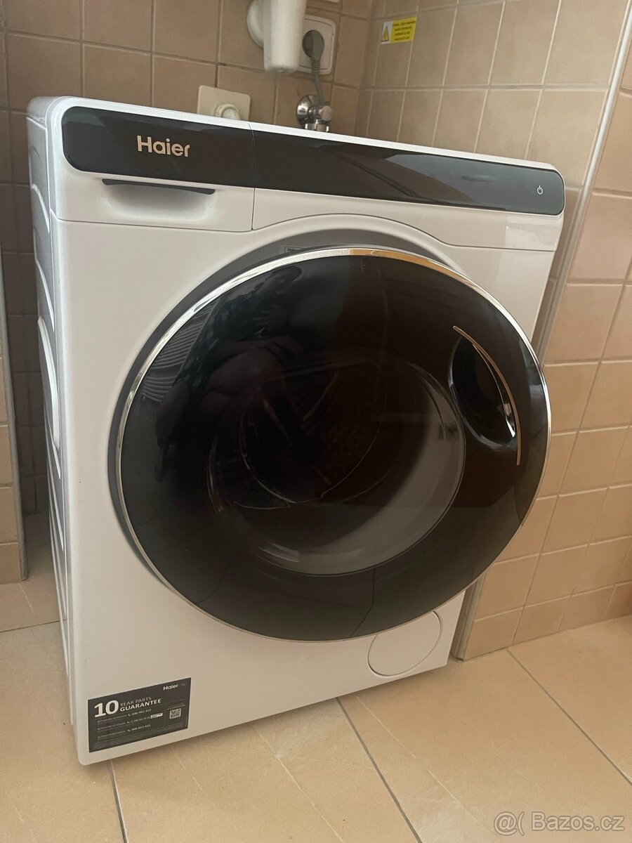 Pračka Haier HW50-BP12307-S bílá