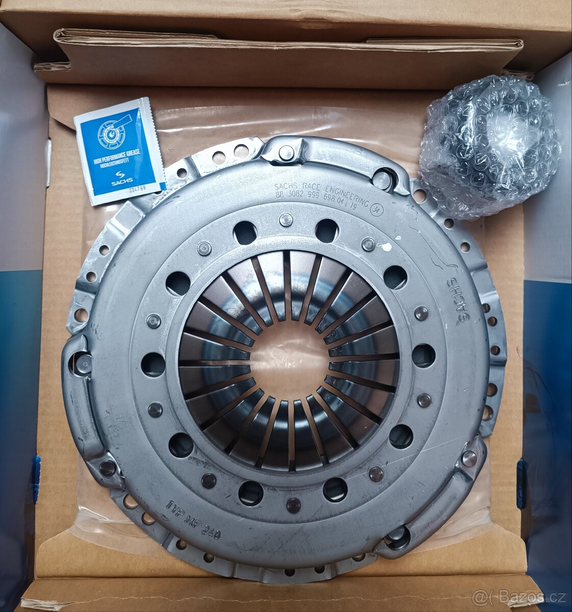 Závodní spojková sada Sachs Performance 240mm