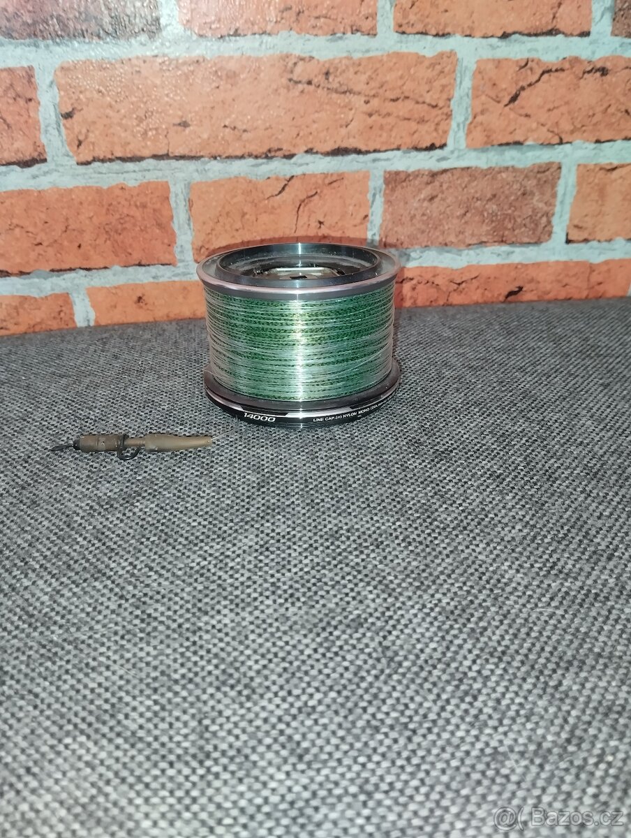 Rybářská cívka Shimano 14 000