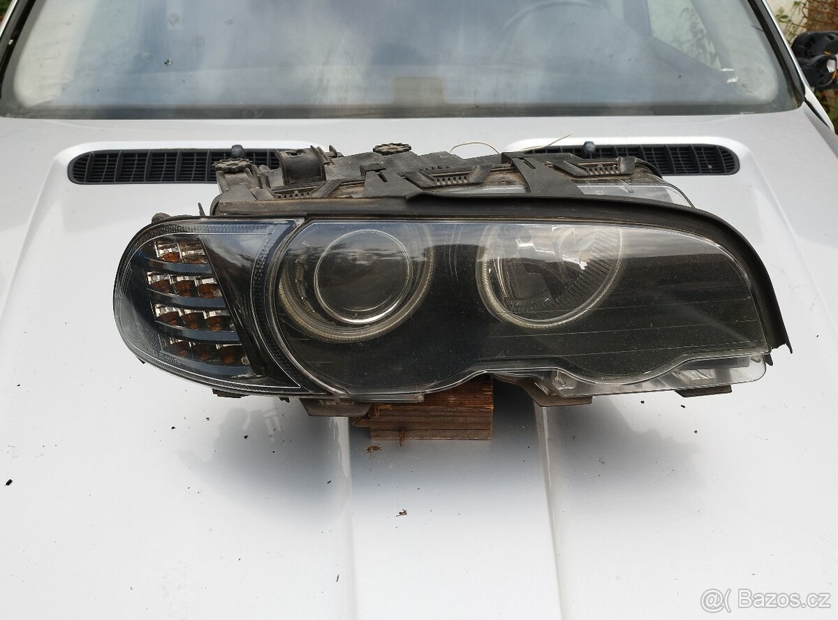 BMW E46 coupe přední světla xenon