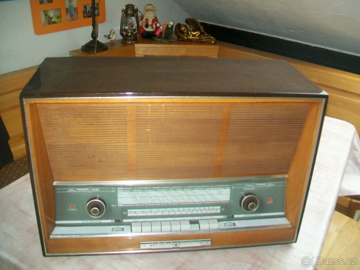 Saba Freiburg plně automatické 15M elektronkové rádiové trub