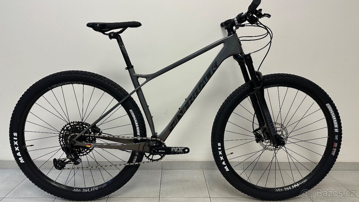 NOVÉ KARBON horské kolo SILVERBACK, 29¨, pro jezdce od 170cm