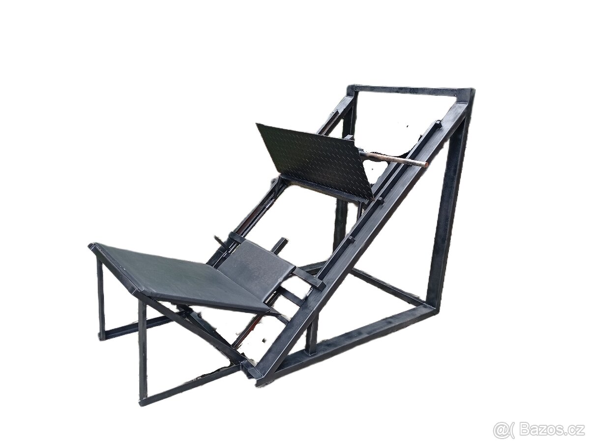 Leg press - poctivá konstrukce, vč. závaží