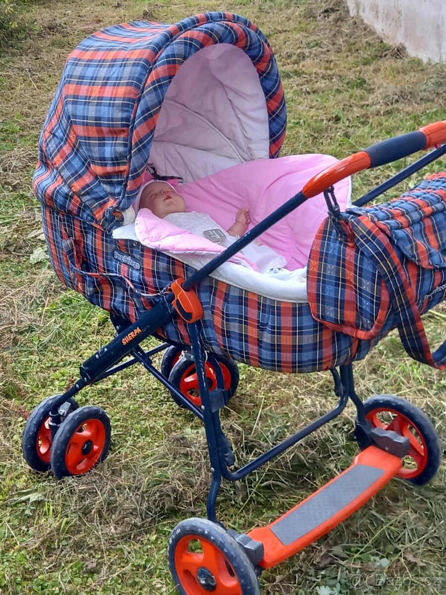 Retro kočárek