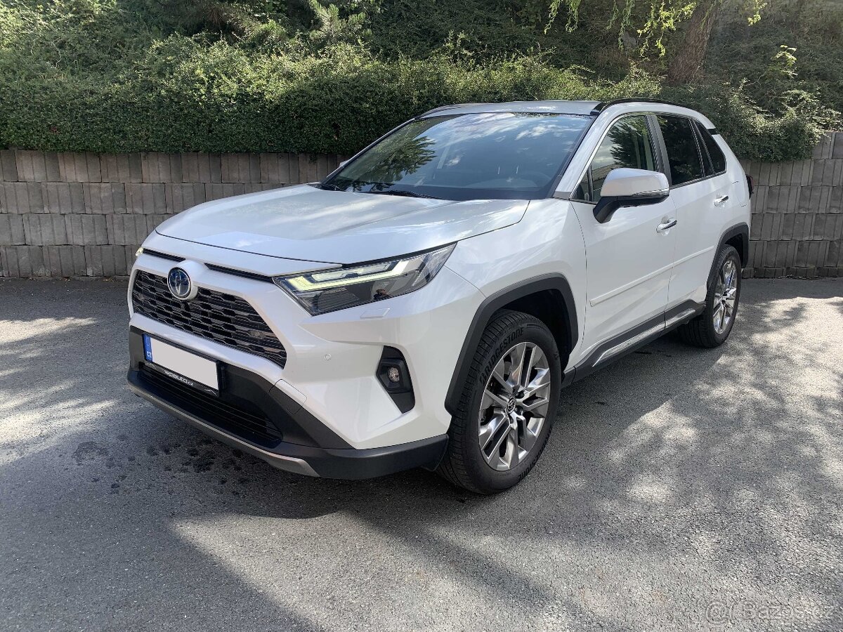 Toyota RAV4 2.5 HYBRID 4WD SERVIS TOYOTA 2023 DPH