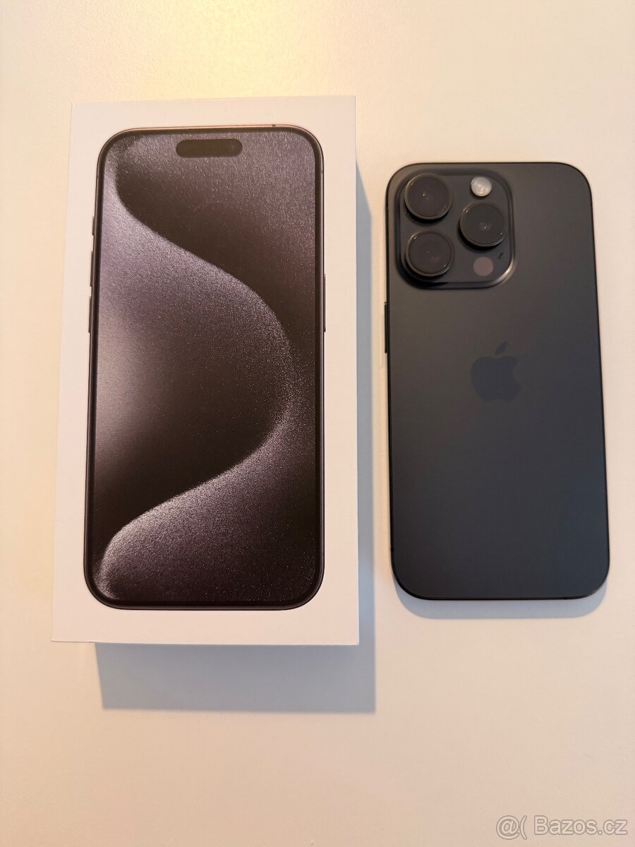 Apple iPhone 15 Pro 256GB Black Titanium - hezký stav