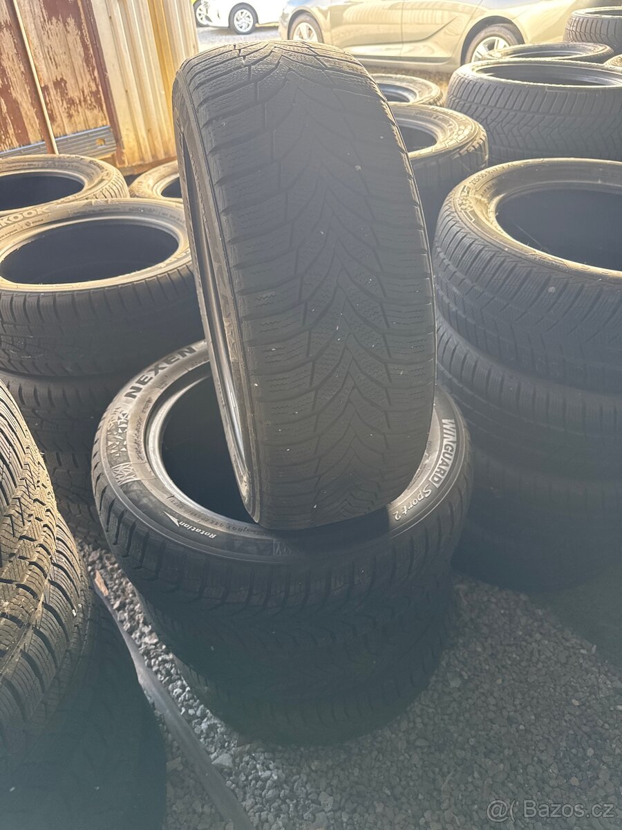 Zimní pneu 215/55/17 Nexen sport2