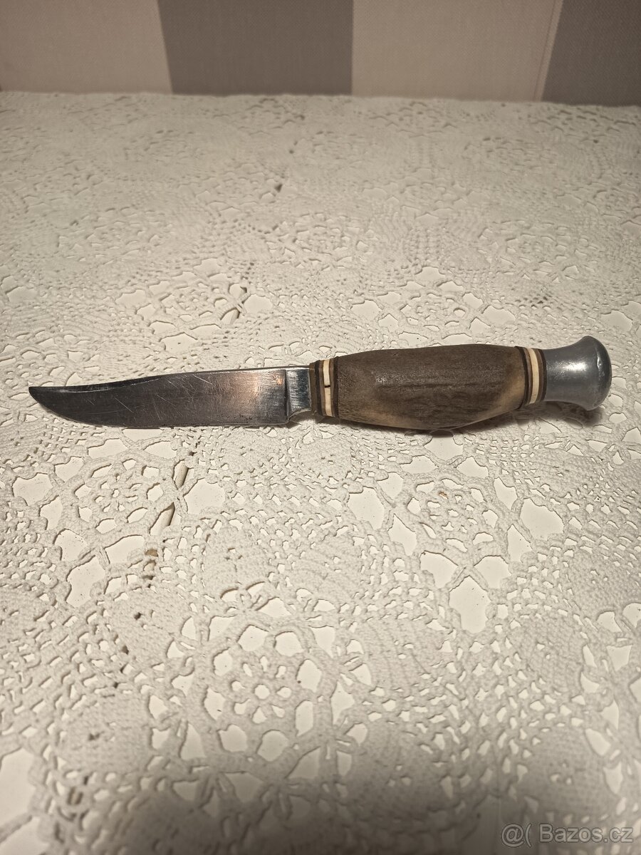 Lovecký nůž