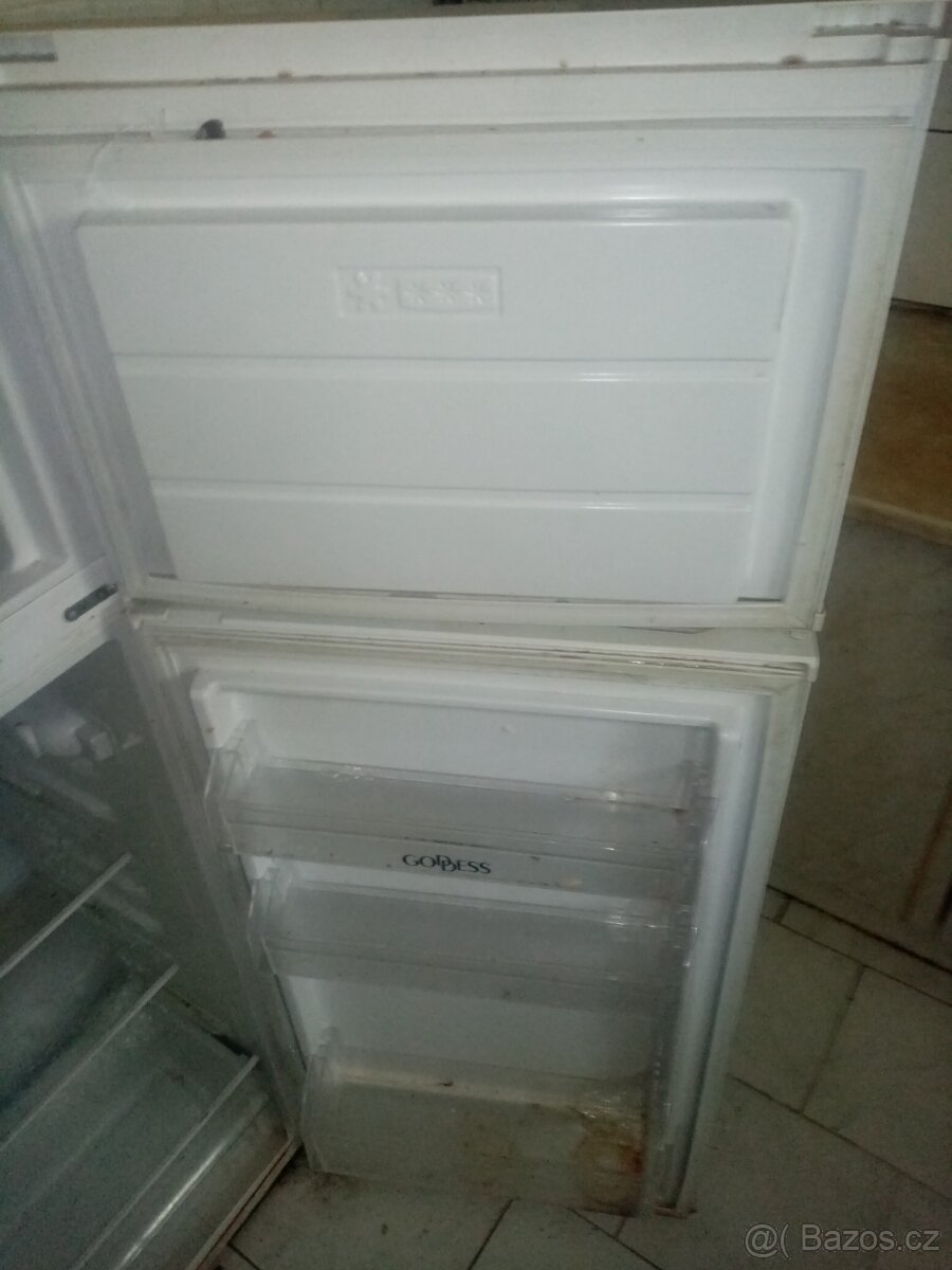 Prodám lednici goddes