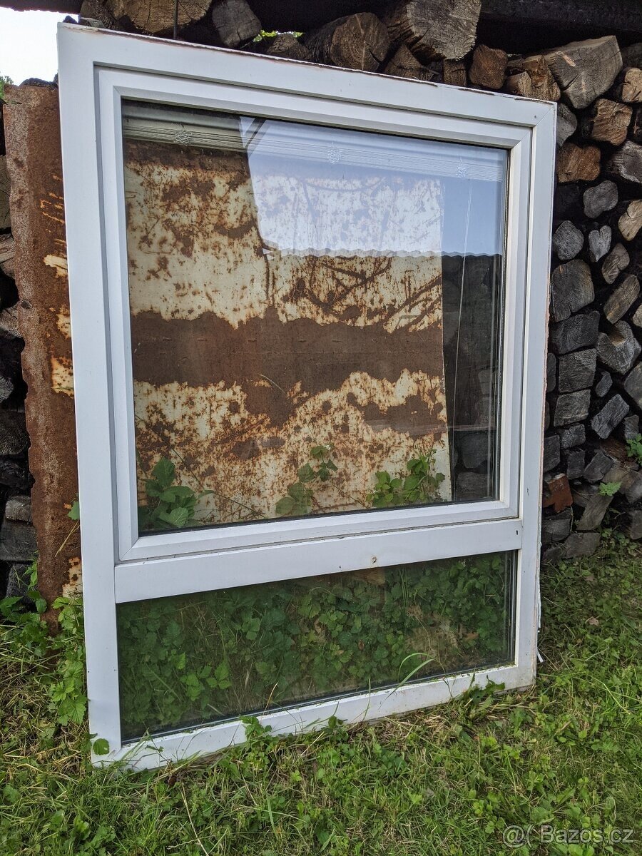 Okno - jendokřídlé - např. výdejní nebo pro recepci