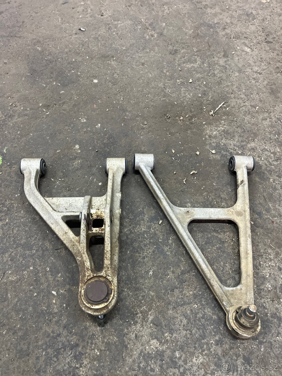 Cfmoto gladiator x8 ramena predni