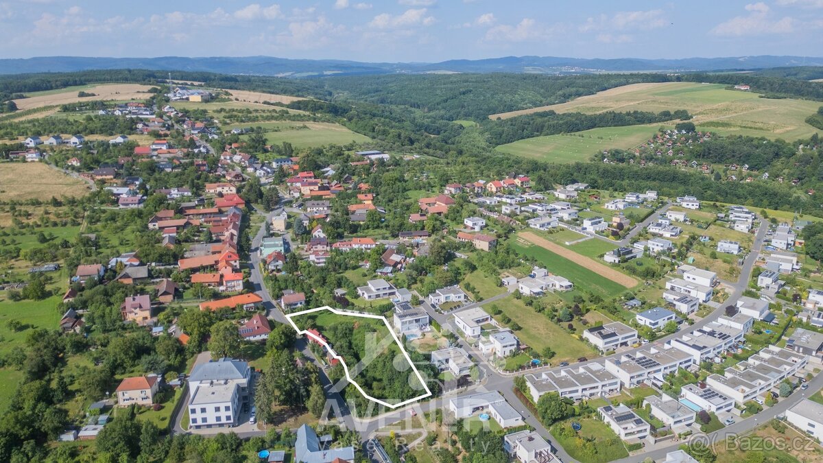 Prodej stavebního pozemku 2666 m², ev.č. 69459