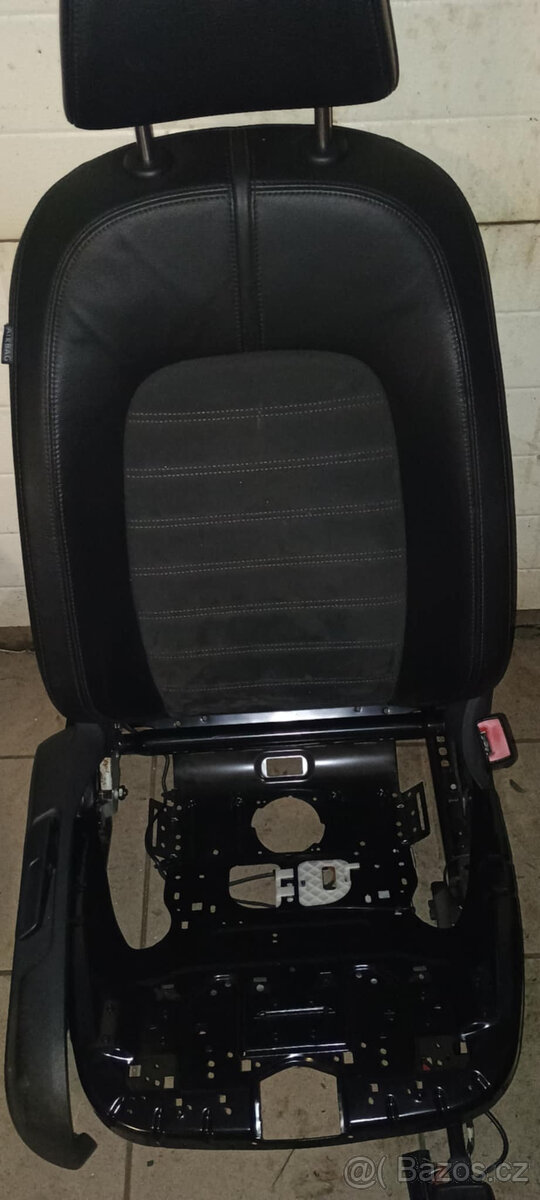 Passat B6,Golf 5. sedačka.