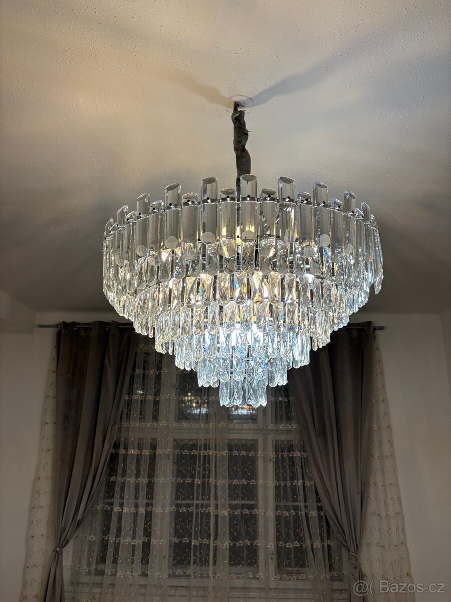 Prodám: Luxusní Velký Křišťálový Lustr