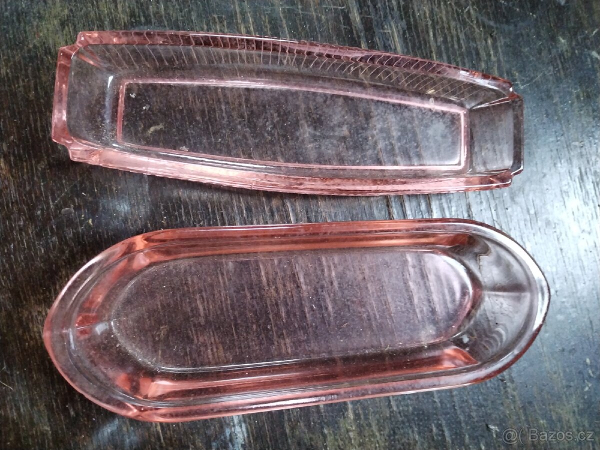 Dvě skleněné misky antik