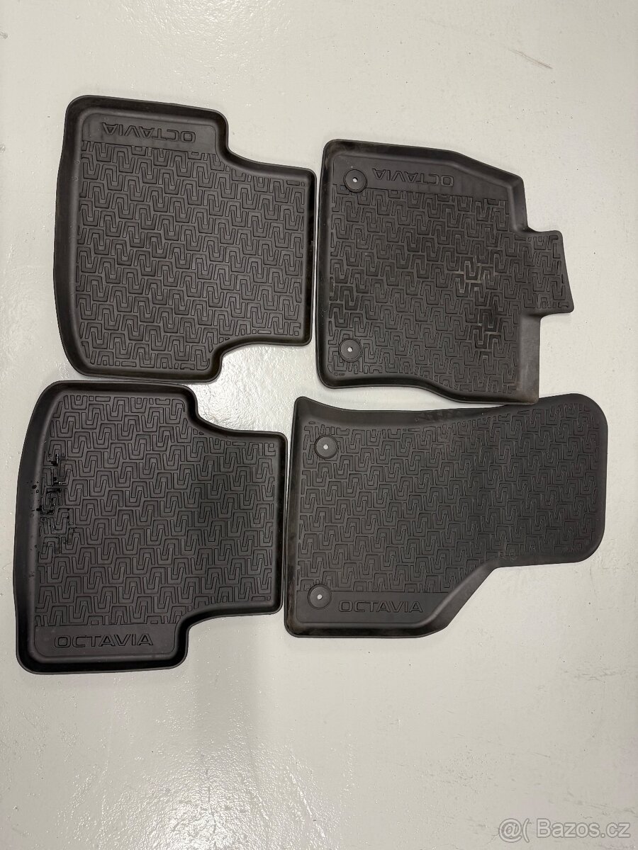 Gumové koberečky Škoda Octavia 3