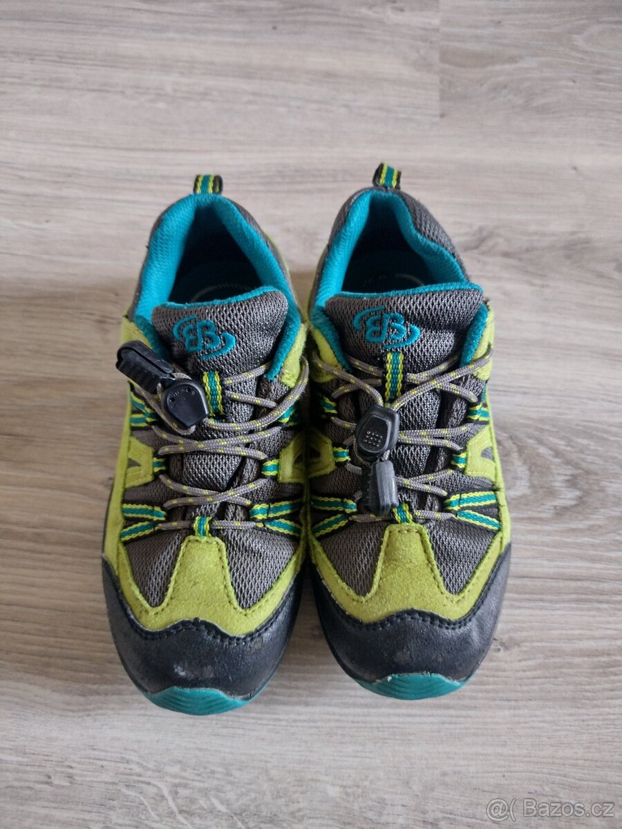 Turistická, vycházková obuv velikost 31