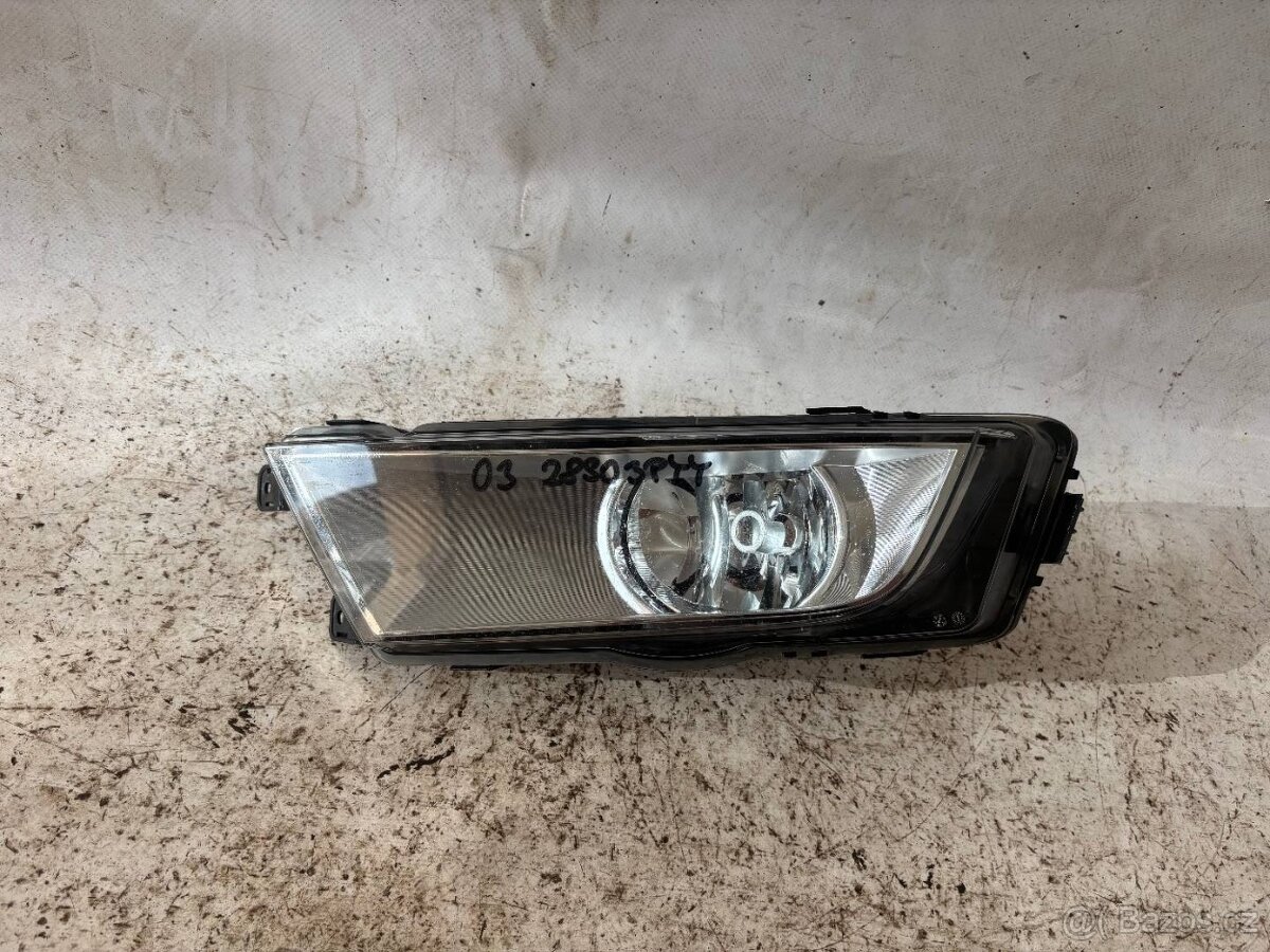 Levá mlhovka Škoda Octavia 3