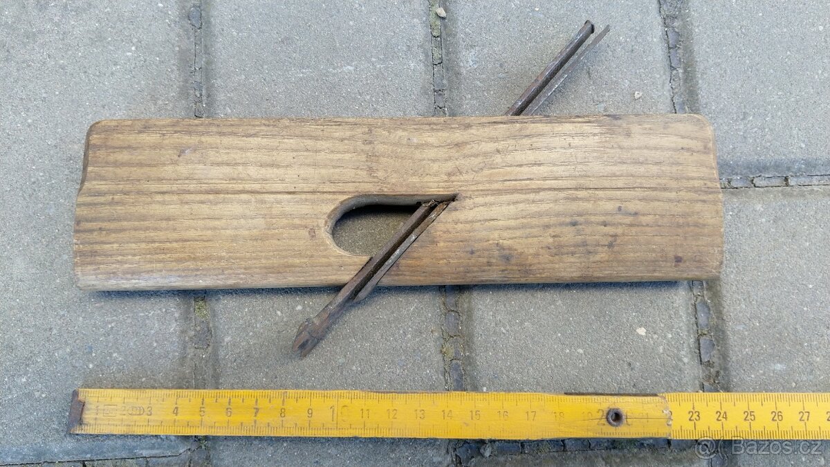 Starožitné truhlářské hoblíky, svěrky