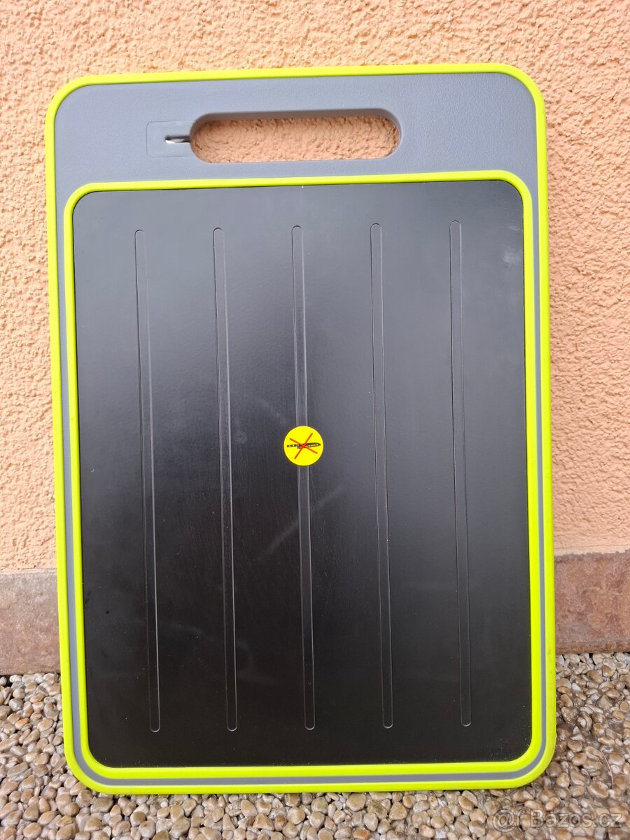 Kuchyňské prkénko.