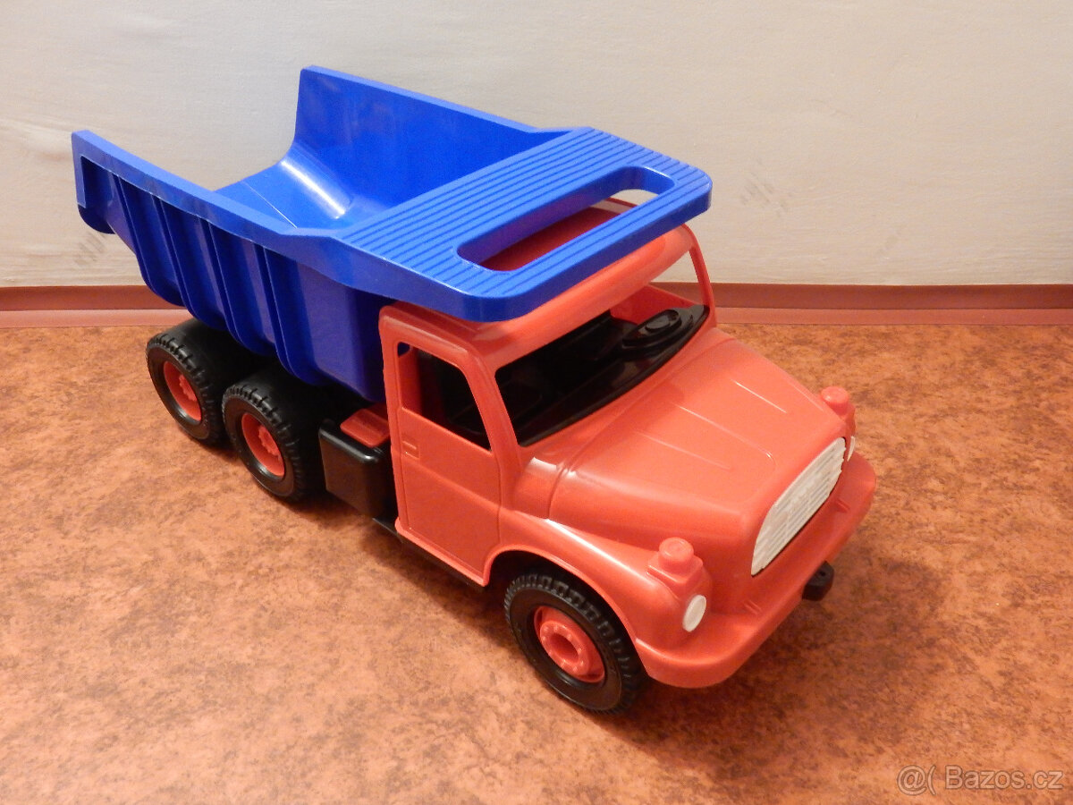 Tatra dino toys + další auto wader