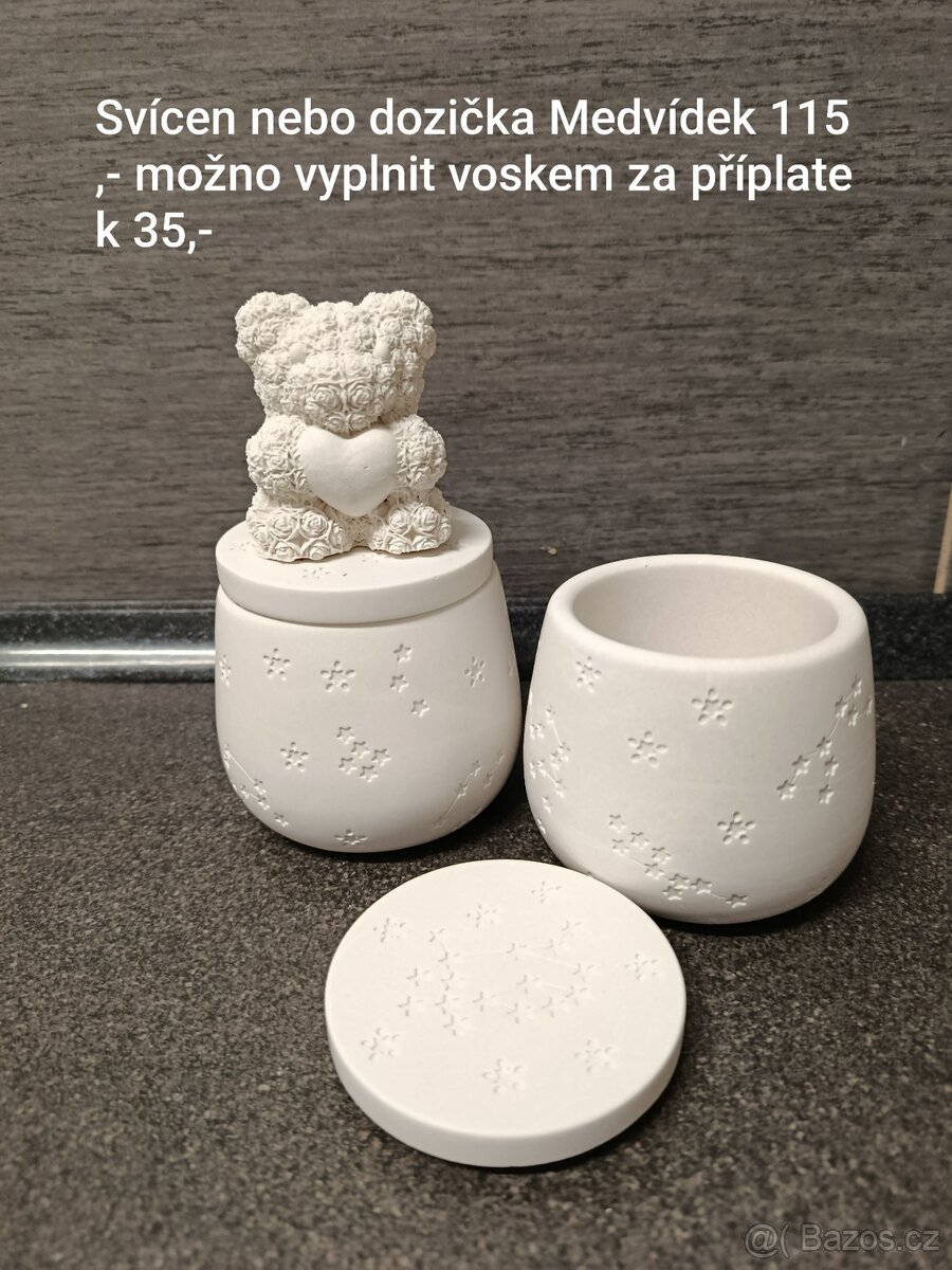 Vánoční dekorace a ozdoby
