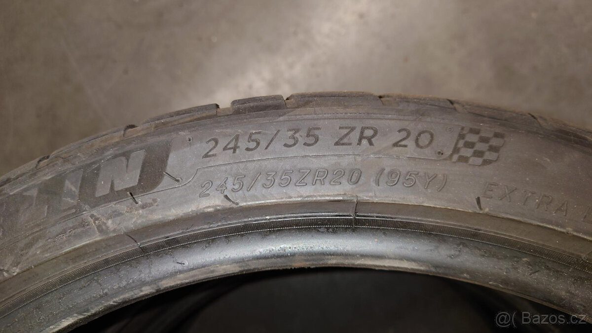 Michelin 245/30 R20 2ks
