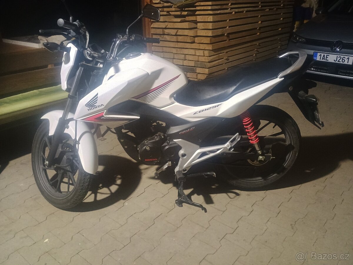 Honda CB125F