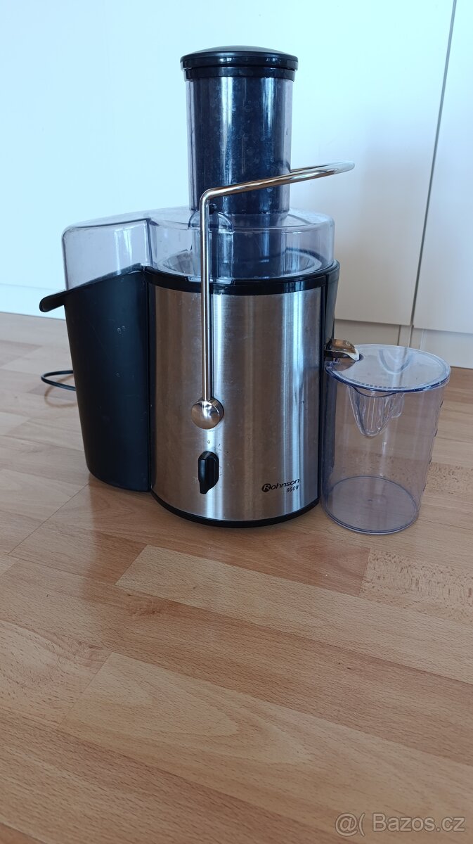 Odšťavňovač Rohnson R-427 850W