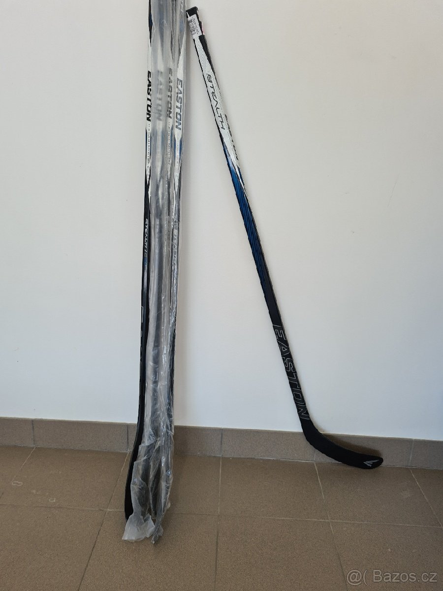 Hokejka Easton Stealth C3.0, pravá, 45 flex